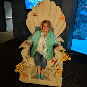 Meet your Posher, Suzan